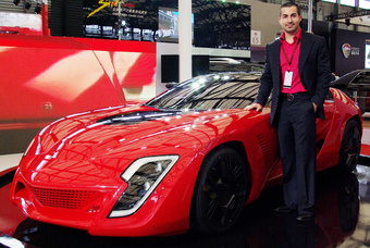 Illustration for article titled Jason Castriota: Stile Bertone Mantide, Pininfarina P4/5 Designer